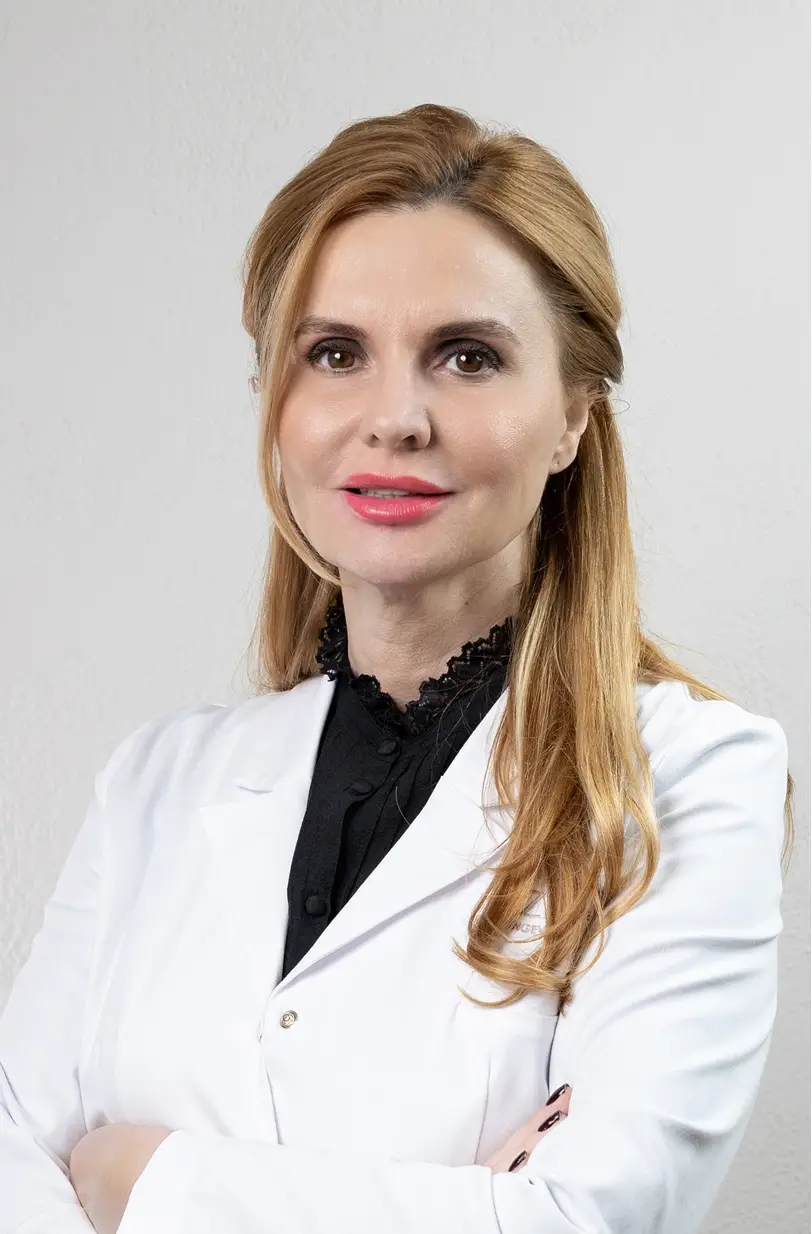 Dr. Florina Todoruț, Medic Primar Obstetrică-Ginecologie, Fondator și CEO AZEENA
