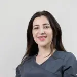 Raluca Tomuța, Navigator medical, Terapeut, Health coach, Coordonator departament Medicină Regenerativă și Wellbeing AZEENA