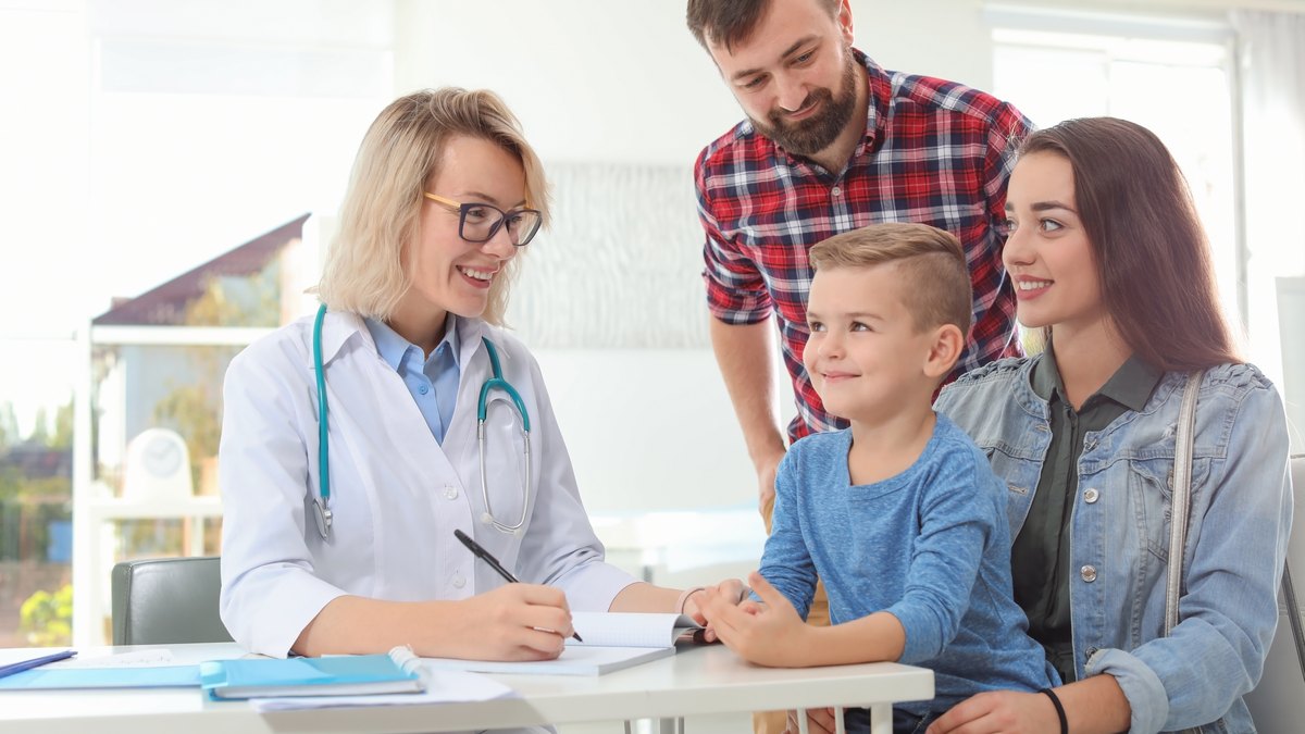 Prevenția pediatrică: cum protejăm sănătatea copilului de azi și a adultului de mâine